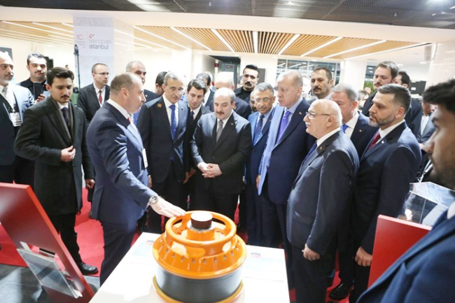 Kaşif su altı robot ailesi, Cumhurbaşkanı Erdoğan'ın da yakından takip ettiği projelerden biri.